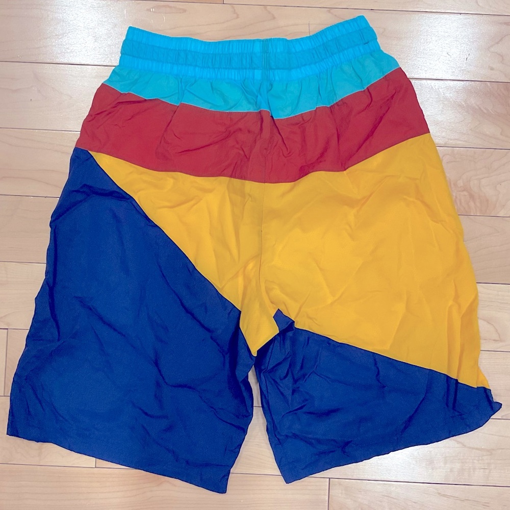 Nike Shorts - Picture 2 of 3